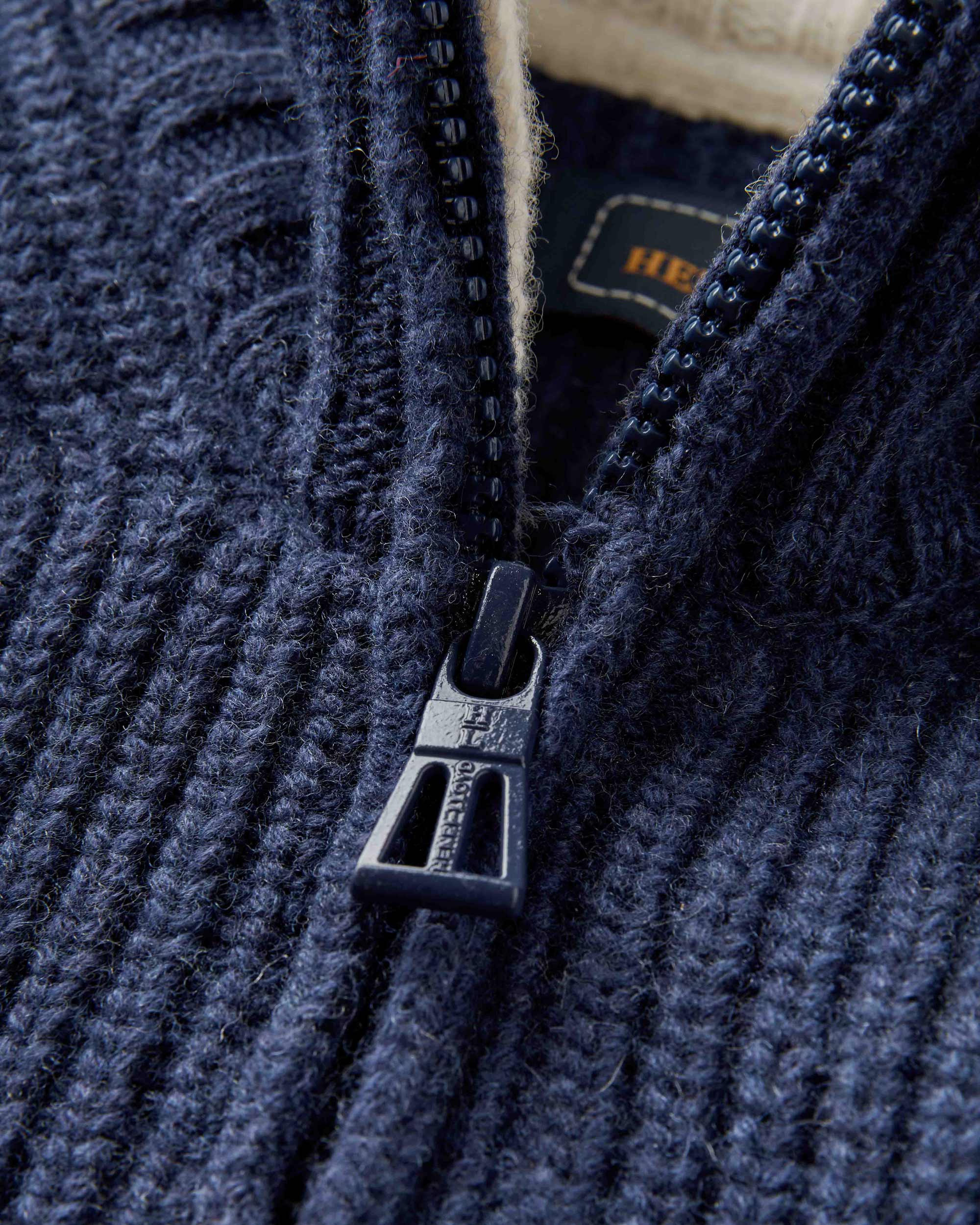 Acle Knit - Navy Blue - Image 5